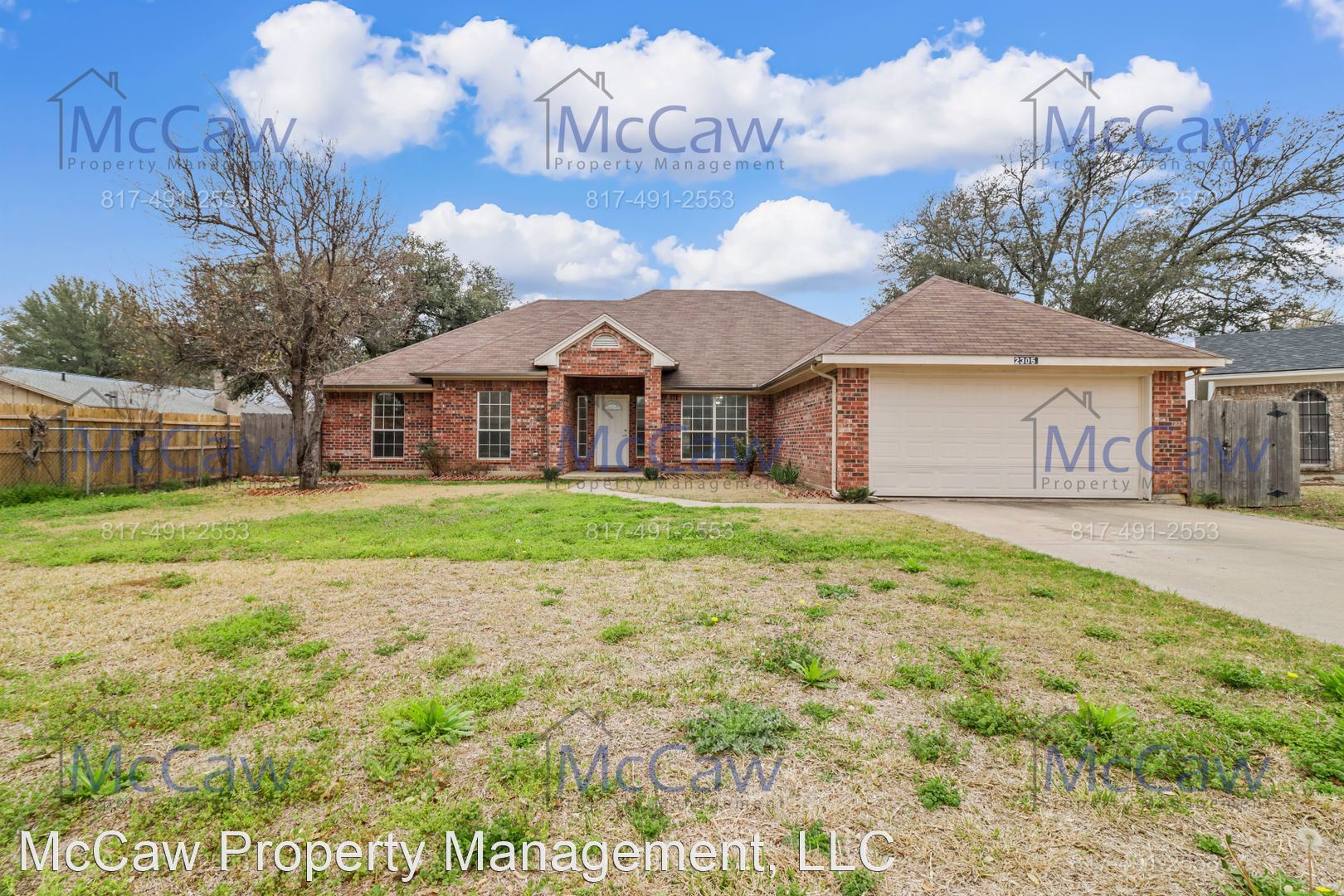 2305 Warwick Ct