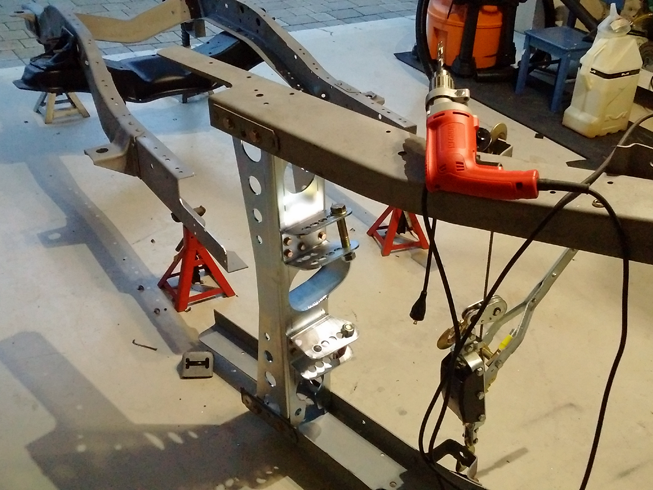 Rear adjustable crossmember installed